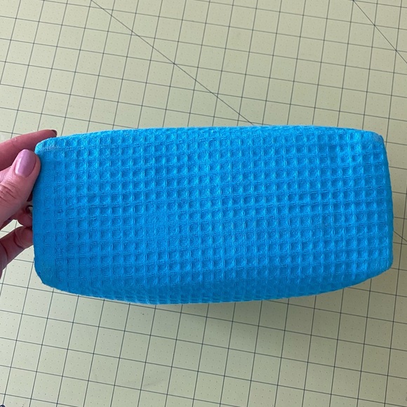 NWOT ZTA monogrammed make up bag - Picture 8 of 8